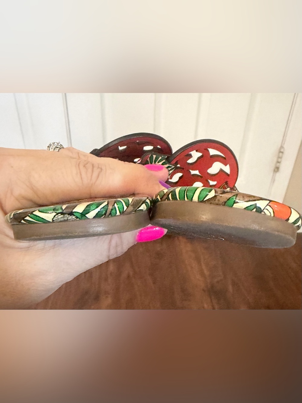 Tory Burch Miller sandals PRINTED PATENT LEATHER - Picture 10 of 13